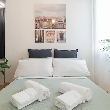 Lombardi House Appartement *